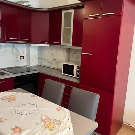 Aurora Apartment
